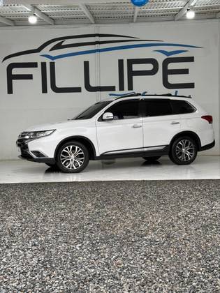 MITSUBISHI OUTLANDER 2.2 4X4 16V DIESEL 4P AUTOMÁTICO MITSUBISHI OUTLANDER 2.2 4X4 16V DIESEL 4P AUTOMÁTICO